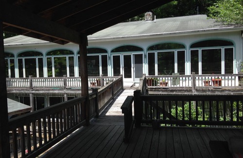 Lakemont House | Beautiful House On Lake Rabun!