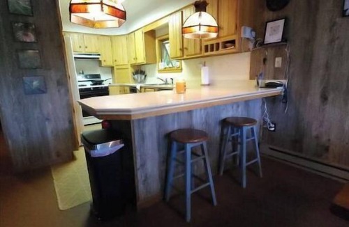 Croghan Cottage | Beautiful house on the lake with a boat launch.