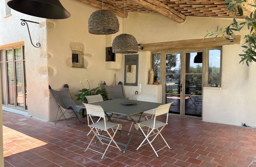 Lurs House | Beautiful house surrounded by nature with swimming pool