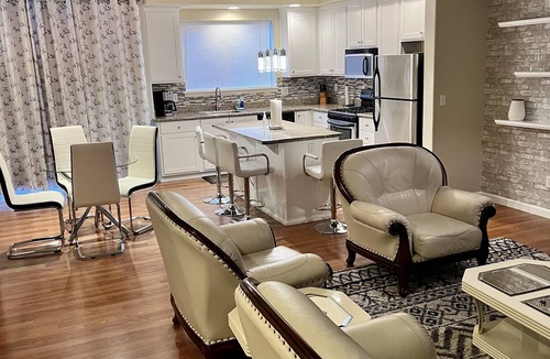 Aloha Condo | Beautiful house