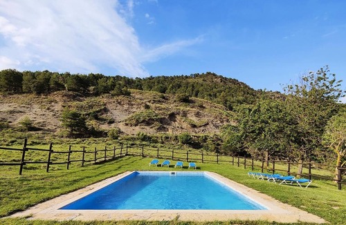 Coll de Nargo Cottage | Beautiful house with pool in the Pyrenees. Wi-Fi