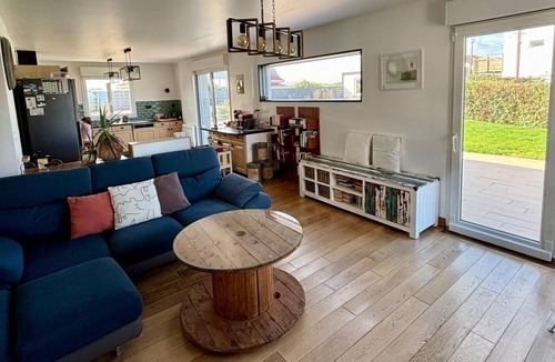Equihen-Plage House | Beautiful house with garden, pool and sea view