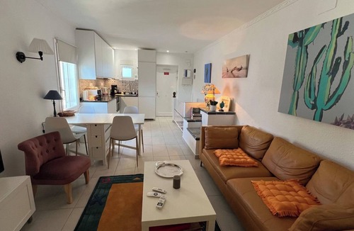 Almadraba-Canyelles Ski Chalet | Beautiful house with sea view AV-35