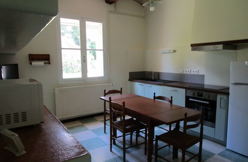 Baillargues House | Beautiful house with character, in a quiet area with large park, courtyard, 20 minutes from the beaches.