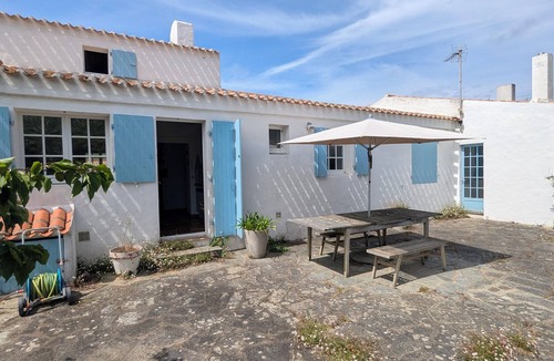 Ile d'Yeu House | Beautiful house with garden in the village of Saint-Sauveur (Ile d'Yeu)
