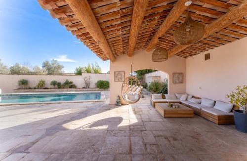 Cabries Villa | Beautiful house with a gym and sauna