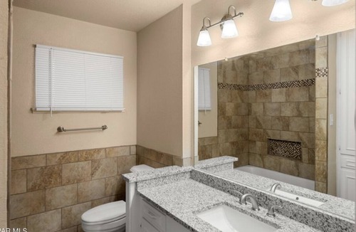 Biggs Field House | Beautiful house with a pool