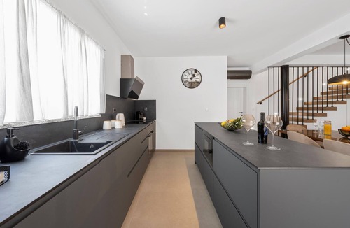 Sibenik House | Beautiful home in Dubrava kod Sibenika with sauna