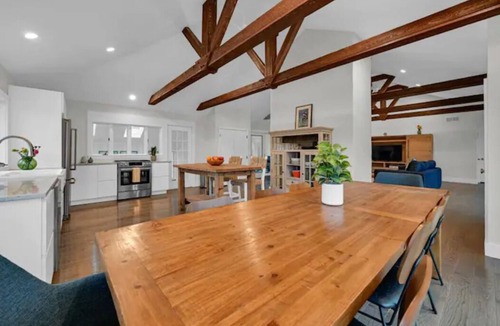 New Paltz House | Beautiful Hudson Valley 5 BR Villa