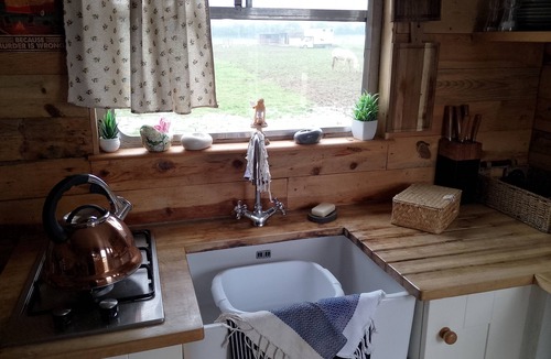 Oving Cabin | Beautiful Idilic Stay at The Box