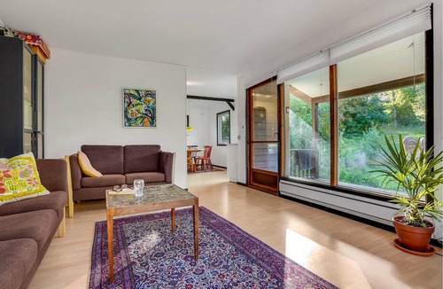 Roneklint House | Beautiful, idyllic cottage with wood-burning stove.