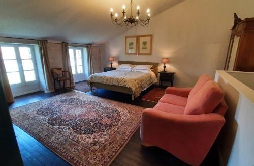 Criteuil-la-Magdeleine House | Beautiful, luxurious and ideally situated cottage