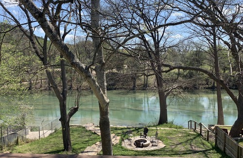 New Braunfels House | Beautiful La Querencia On The Guadalupe River