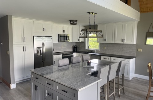 Chazy House | Beautiful Lake Champlain Getaway Sleeps 10-Chazy NY