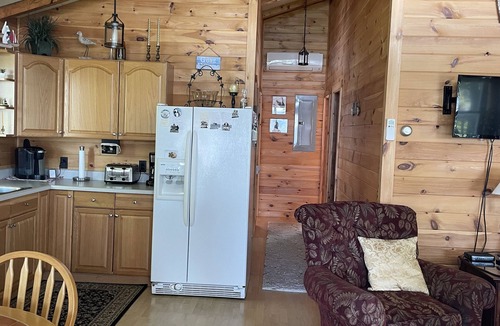 Alburg Cottage | Beautiful Lake Front Cottage on Lake Champlain