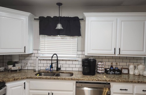 Longtown House | Beautiful Lake Front home w/sunroom and outdoor patio,