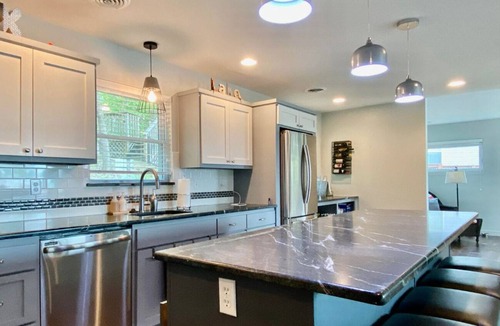 Afton House | Beautiful lake front home on Grand Lake near Duck Creek