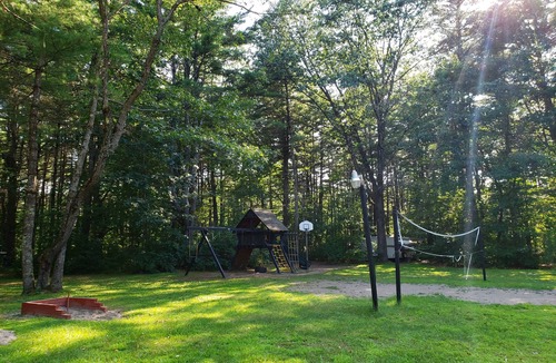 Queensbury Cottage | Beautiful Lake George Cottage