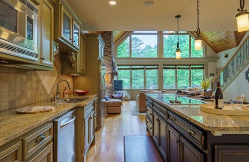 Gainesville House | Beautiful Lake Home/Private Dock