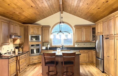 Dewittville House | Beautiful Lake House in Point Chautauqua- Available Year Round! NEW BUNK ROOM