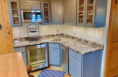 Fennville House | Beautiful Lake Michigan Home - Private Beach - Your 2026 Escape!