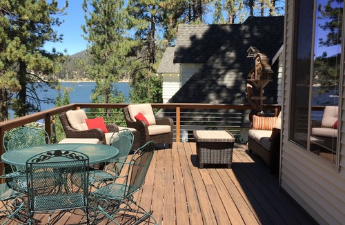 Boulder Bay House | Beautiful Lake View Home