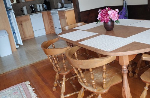 Alton House | Beautiful Lake Winnipesaukee Waterfront!