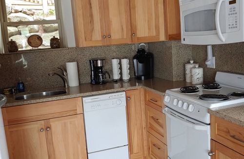 Alton House | Beautiful Lake Winnipesaukee Waterfront!