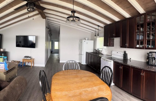 Tay Valley Cottage | Beautiful lakefront cottage steps from the clear waters of spring fed Black Lake