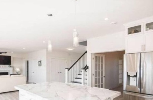 Prospect Bay House | Beautiful Lakefront Home Near Peggy’s Cove