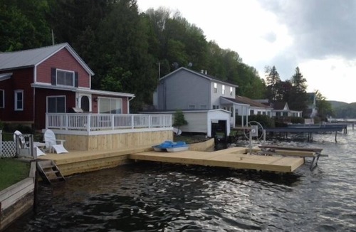 Cuba Cottage | Beautiful Lakefront Cottage