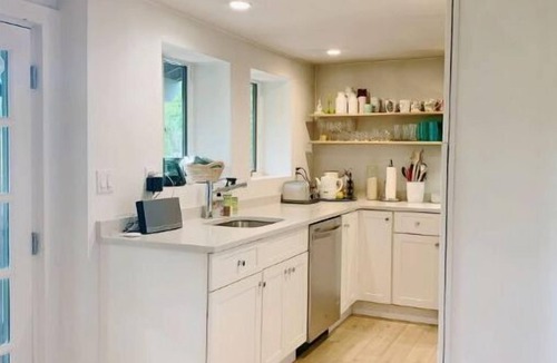 Putnam Valley House | Beautiful Lakehouse