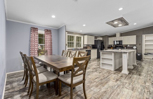 Coffee City House | Beautiful Lakehouse - Near Lake - Cabin Feel - TX