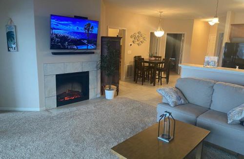 Rocky Mount Apartment | Beautiful Lakeside Oasis