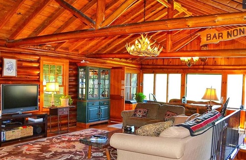 Saranac Lake Cabin | Beautiful Lakeside Log Home W/Steam Room