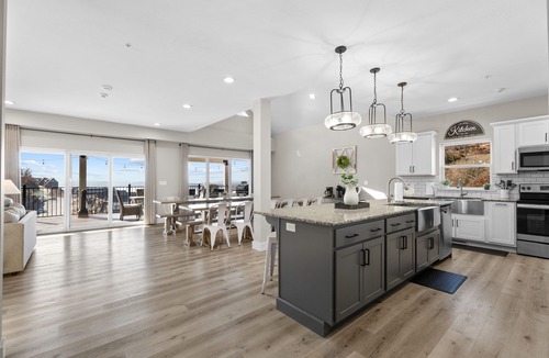 Table Rock House | Beautiful Lakeview 10 Bedrooms-hot tub/fire pit