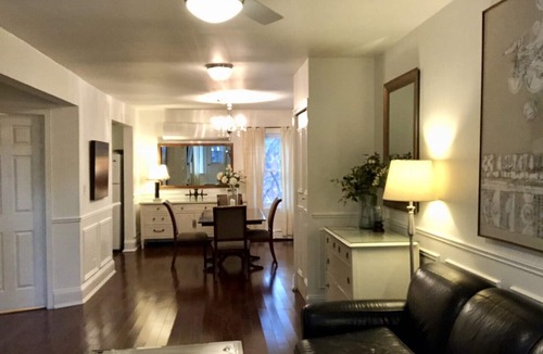 Roncesvalles Village House | Beautiful Large 2000SF Three Bdrm Apt Roncesvalles/High Park