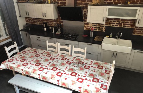 Honfleur House | Beautiful, large family home. In the heart of Honfleur. 2-12 people