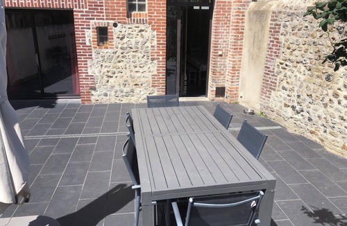 Honfleur House | Beautiful, large family home. In the heart of Honfleur. 2-12 people
