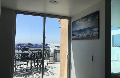 La Joya House | Beautiful large home in gated community