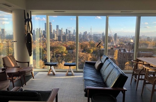 Deer Park Condo | Beautiful Light-filled Apartment with Spectacular Views of Toronto