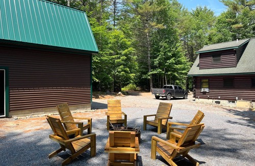 Chestertown House | Beautiful Lincoln Log Home in Tripp Lake community