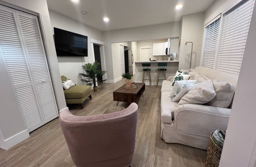 East Little Havana House | Beautiful Little Havana Home with Pool. Near airport, beaches and night life