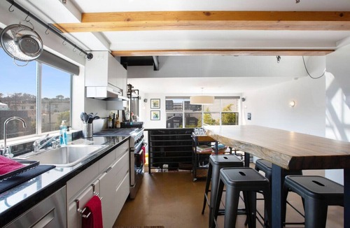 Potrero Hill Condo | Beautiful Live-Work San Francisco Loft in DogPatch