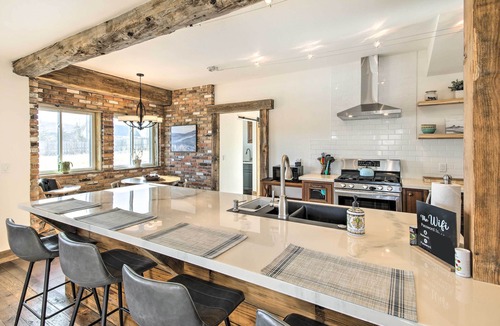 Livingston Cottage | Beautiful Livingston Home w/Mountain Views