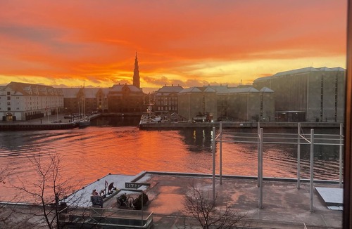 Nyhavn - Amalienborg Condo | Beautiful Location in the Heart of Copenhagen With View Over the Channels