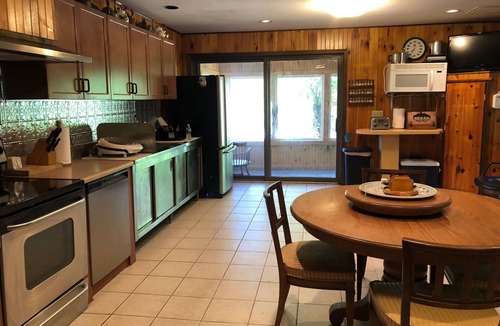 New Woodstock Cabin | Beautiful Lodge on Mystic Mountain