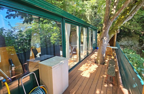 Meulan-en-Yvelines Apartment | Beautiful loft for 2 with lovely terrace in a quiet location
