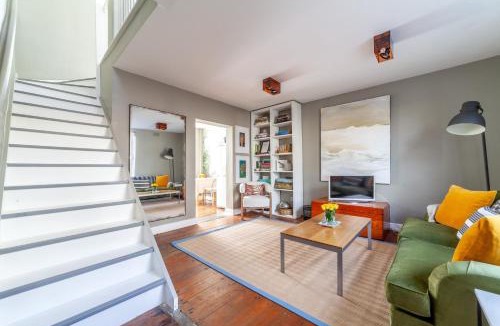 Fulham Apartment | Beautiful loft style apartment