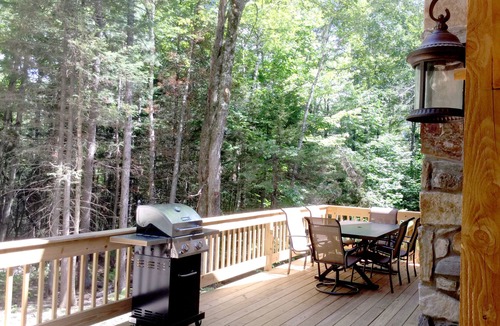 Weston Cabin | Beautiful Log Cabin in Weston, VT